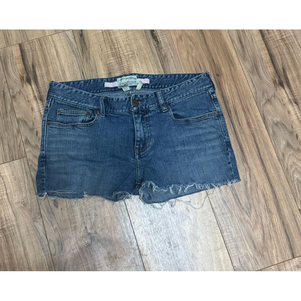 Women's Abercrombie‎ & Fitch Jean Shorts Size 8